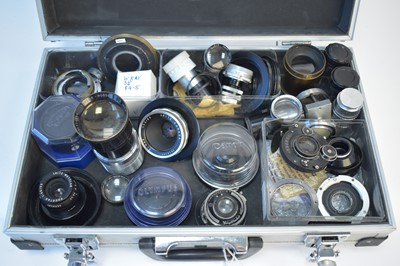 Lot 805 - Sundry photographic lenses.