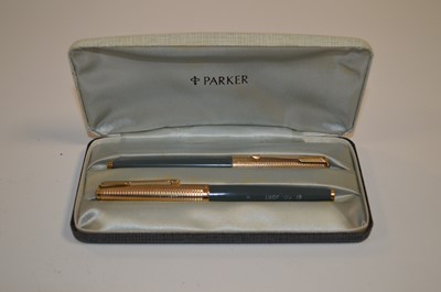 Lot 667 - Parker Consort pen and pencil set