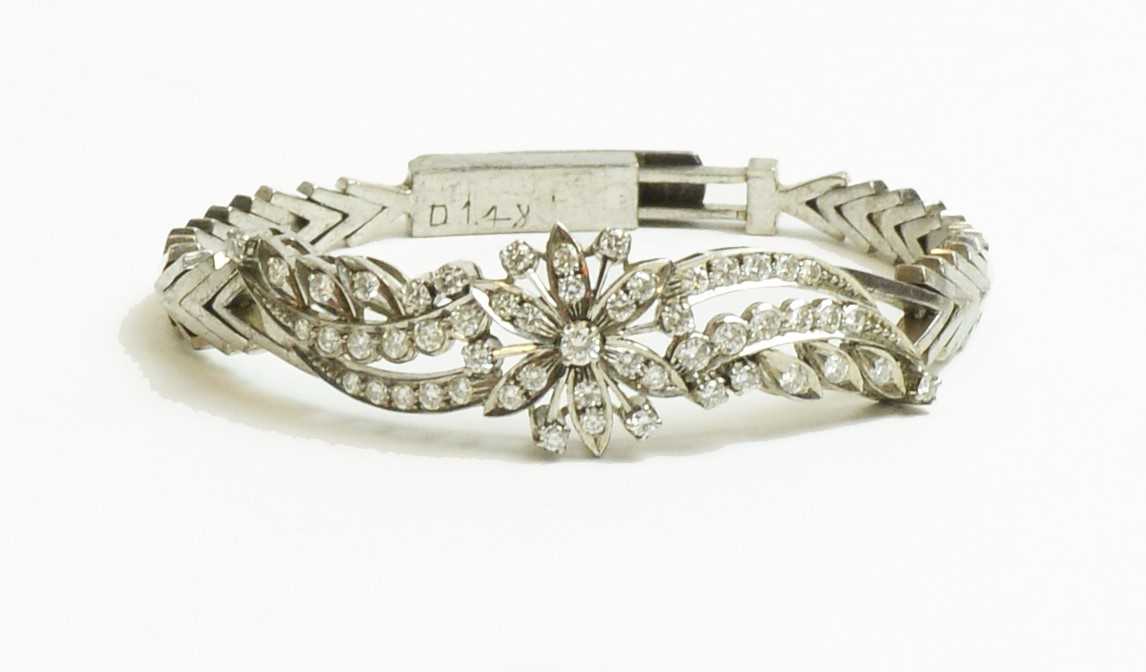 Lot 45 - A diamond floral bracelet