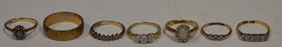 Lot 39 - A selection of diamond and other rings