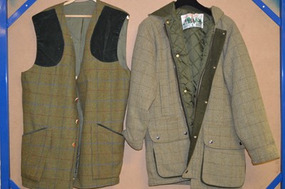 Lot 397 - Green tweed coat and waistcoat