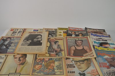 Lot 1307 - Sundry copies Rolling Stone Magazines; and The New Musical Express Souvenir book.