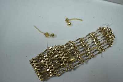 Lot 56 - A 9ct gold gate link bracelet, and a pair of earrings