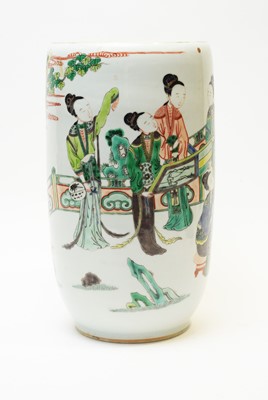 Lot 592 - Chinese famille vert vase