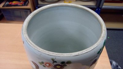 Lot 466 - Chinese famille verte vase