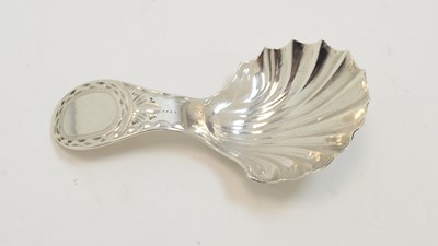 Lot 211 - Silver caddy spoon by Langlands & Robertson, Newcastle