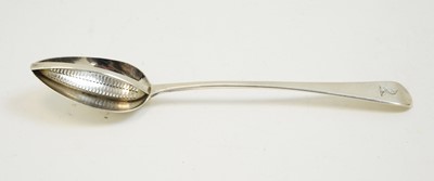 Lot 222 - George III silver gravy spoon