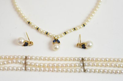 Lot 48 - Pearl, diamond and sapphire necklace, bracelet and earrings