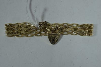 Lot 69 - 9ct gold bracelet
