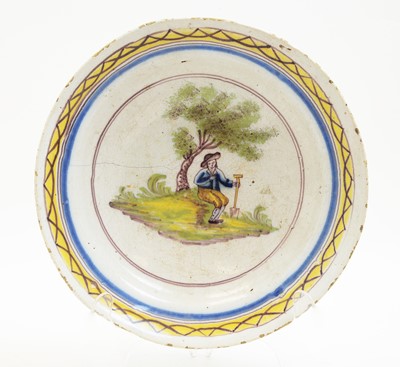 Lot 640 - French faience dish