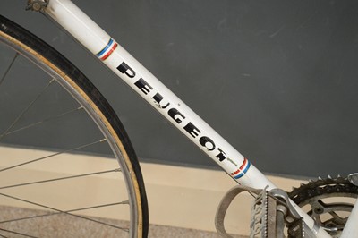 Lot 708 - A Peugeot P10 racing bicycle.
