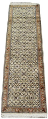 Lot 711 - Bidjar runner