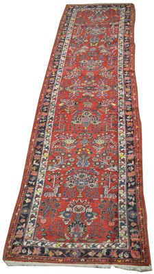 Lot 718 - Behbahan runner