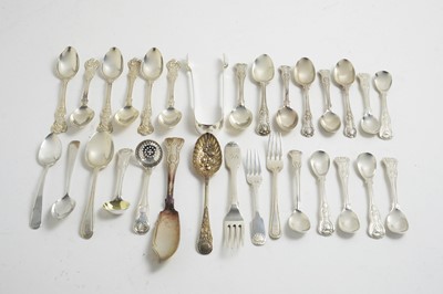 Lot 163 - A selection of silver small flatware