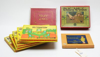 Lot 1111 - Tidley-Winks games and Harbutt's plasticine.