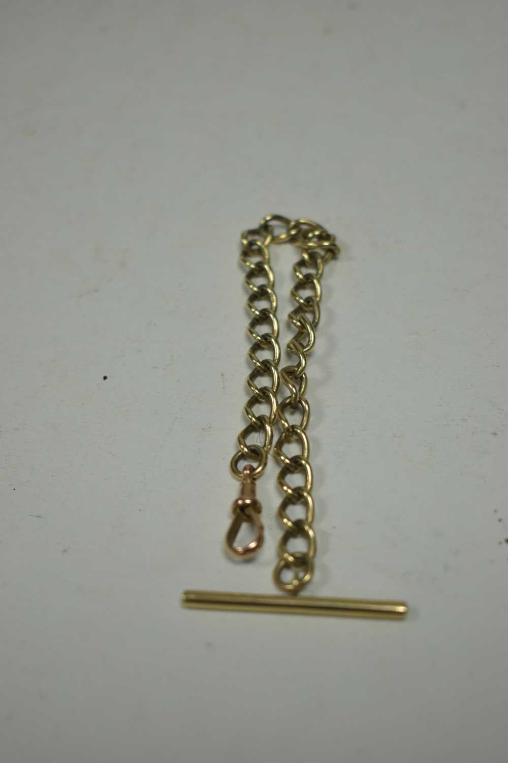 Lot 50 - 9ct gold watch chain