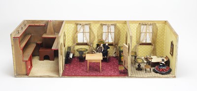 Lot 913 - An antique open doll's house with three rooms, furniture and other items.