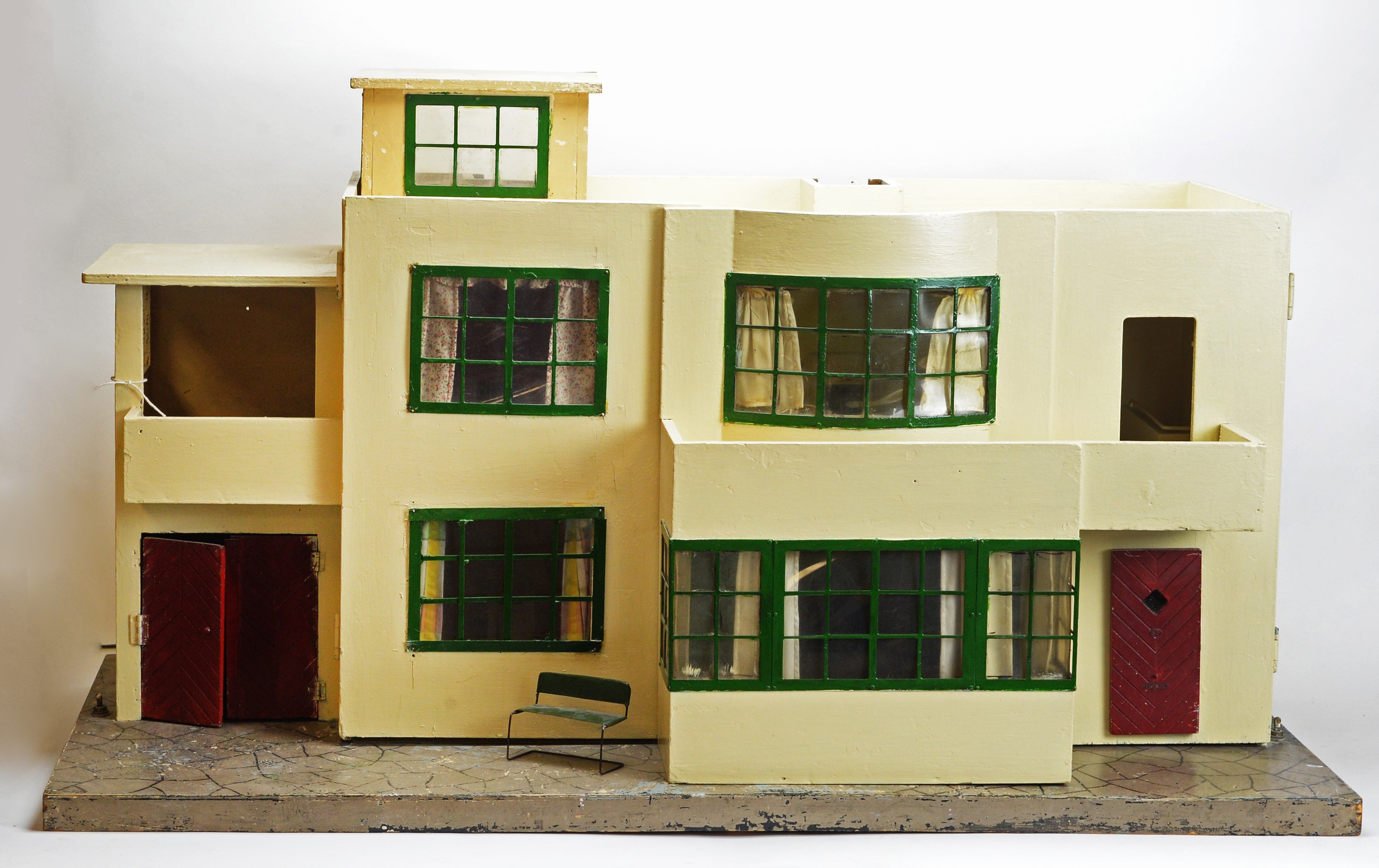 1930s Triangtois art deco dolls house up for auction at Boldon Auction  Galleries - Retro to Go