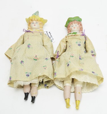 Lot 1023 - A pair of Hestwig & Co. Marguerite dolls