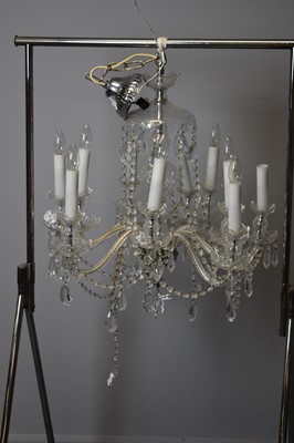 Lot 524 - 20th Century cut glass chandelier