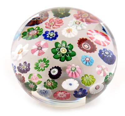 Lot 571 - French 19th Century paperweight