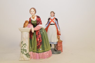 Lot 355 - Ceramic figurines and other items
