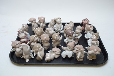 Lot 221 - Twenty-five assorted Nao figurines.
