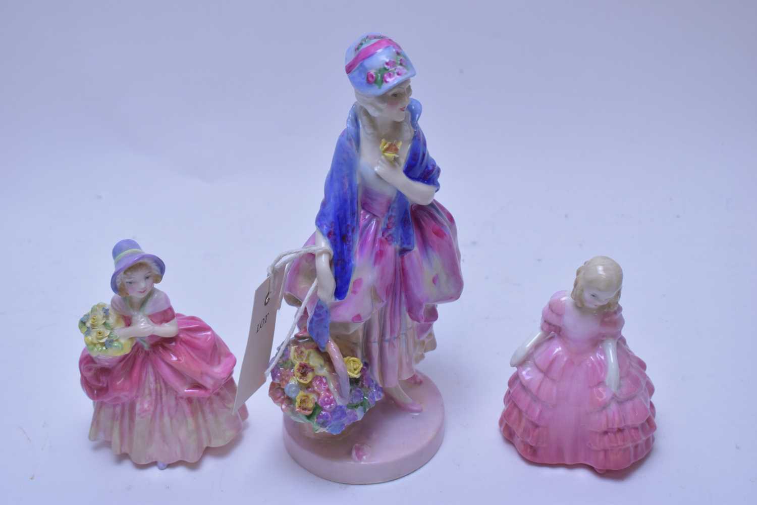 Lot 229 - Royal Doulton figurines