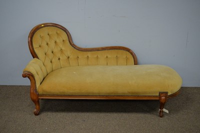Lot 7 - Victorian style button-back chaise longue.