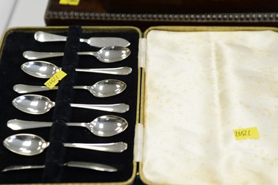 Lot 269 - Cased cutlery and other items.
