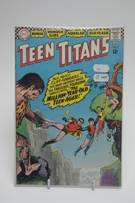 Lot 391 - Teen Titans.