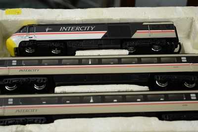 Lot 411 - Quantity of Hornby model railway.