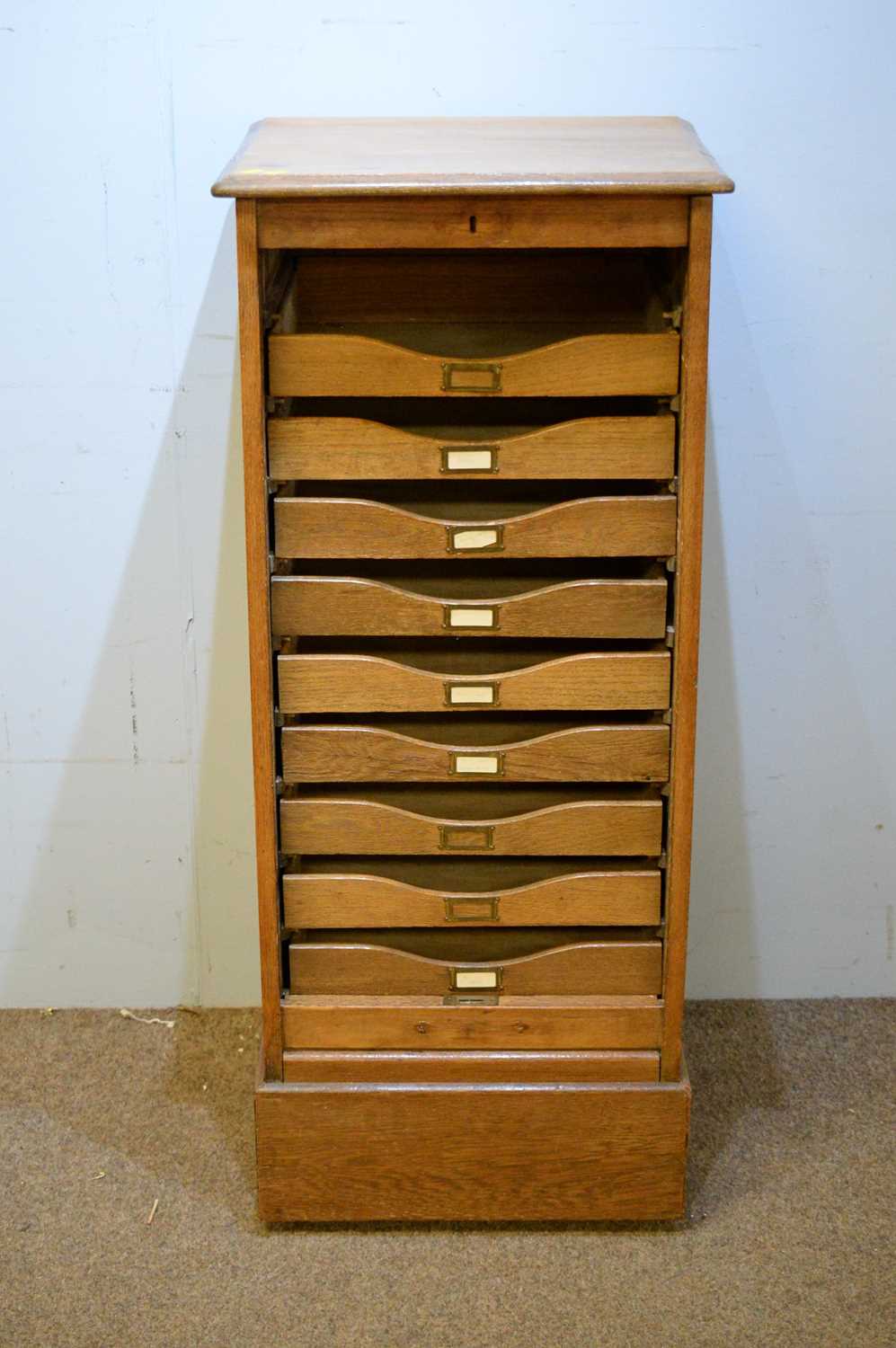 Lot 75 - 20th Century oak folio cabinet