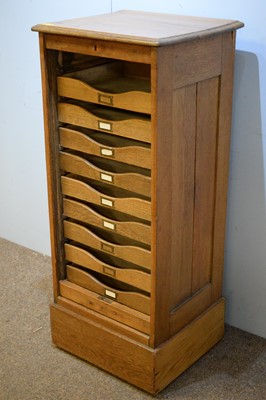 Lot 75 - 20th Century oak folio cabinet
