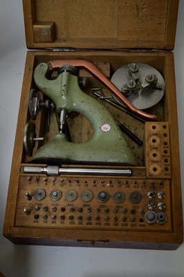 Lot 322 - Small quantity of watchmaking equipment.