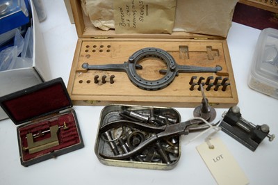 Lot 322 - Small quantity of watchmaking equipment.