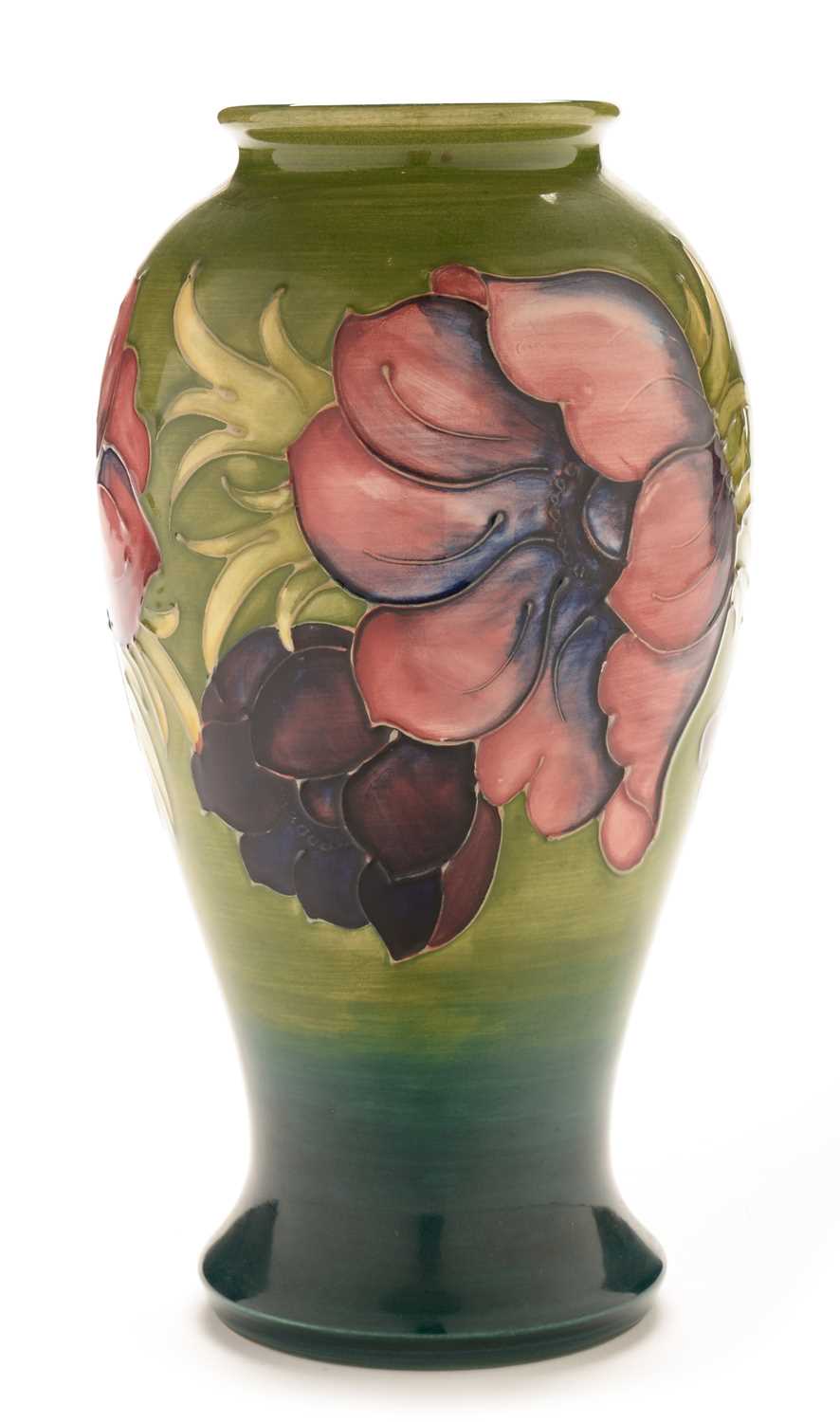 Lot 499 - Moorcroft Anemone vase
