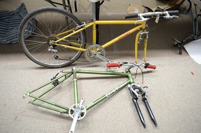 Lot 718 - A Gary Fisher Aquila mountain bike frame; and another by Smaart.