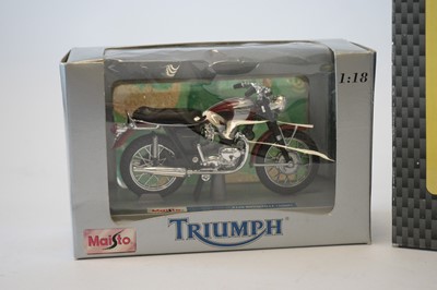 Lot 840 - Diecast model motorcycles by Maisto and Protar.