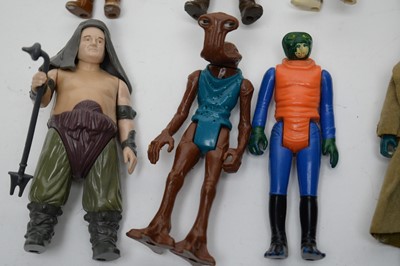 Lot 947 - A selection of Star Wars LFL action figures