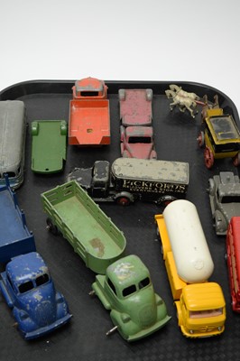 Lot 885 - Diecast model vehicles.