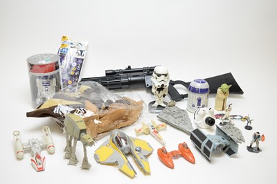 Lot 993 - Star Wars vehicles and collectables