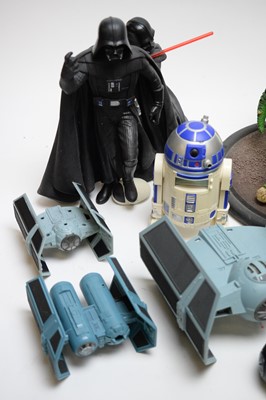 Lot 1023 - Star Wars characters and space-craft
