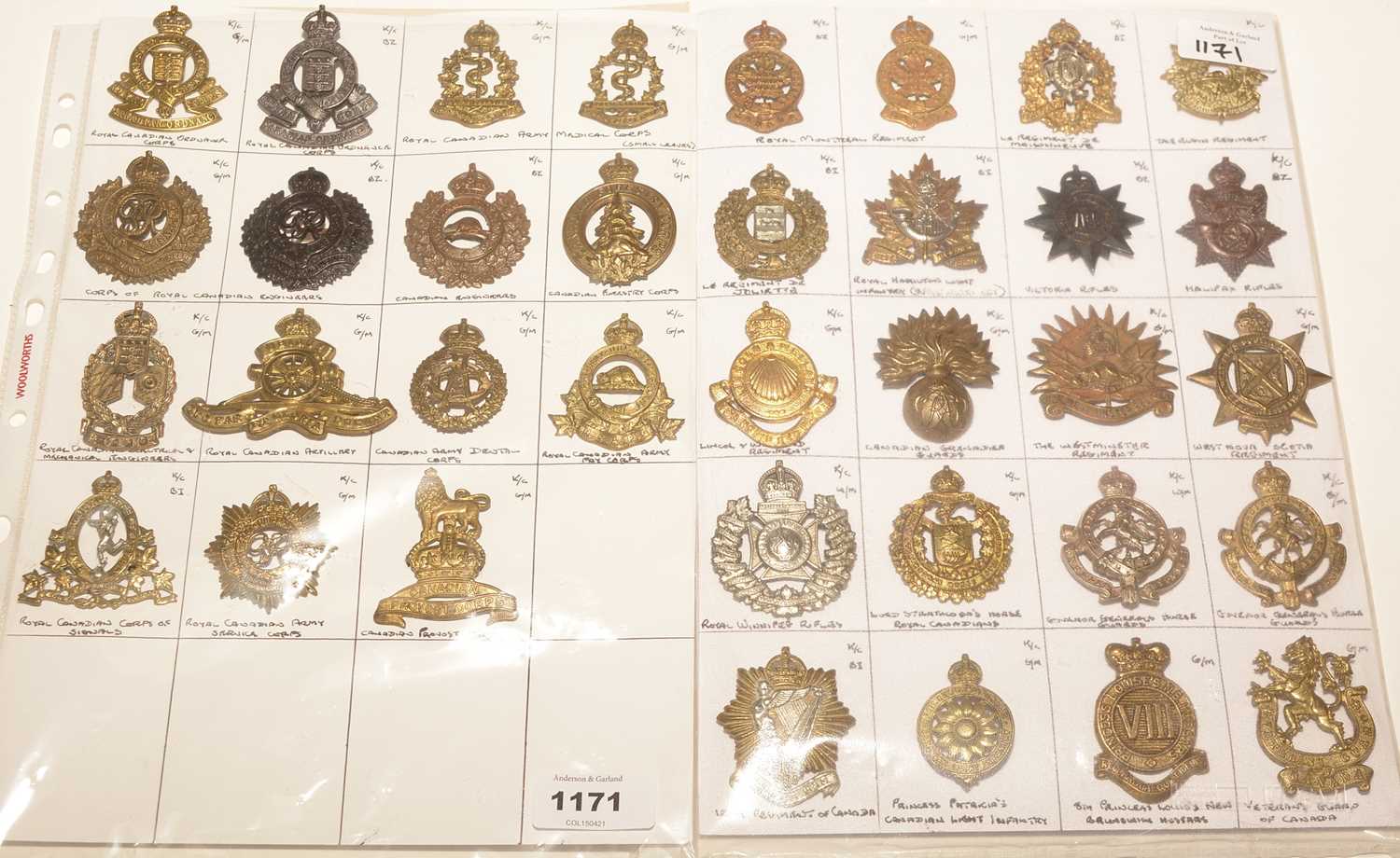Lot 1171 - A collection of 35 Canadian K/C cap badges.