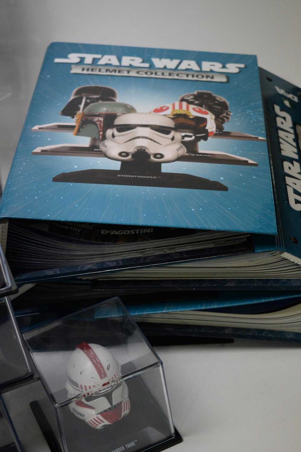Lot 1031 Star Wars DeAgostini helmet collection