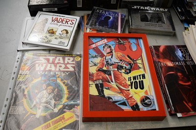 Lot 1042 - Star Wars Weekly and collectables