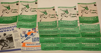 Lot 1087 - Newcastle United football programmes.