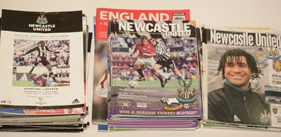 Lot 1092 - Newcastle United football programmes.