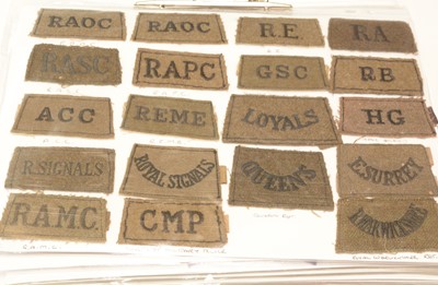 Lot 1245 - A collection of approximately 250 British cloth shoulder titles.