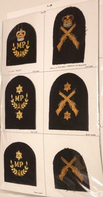 Lot 1250 - A collection of approximately 170 Military cloth badges.
